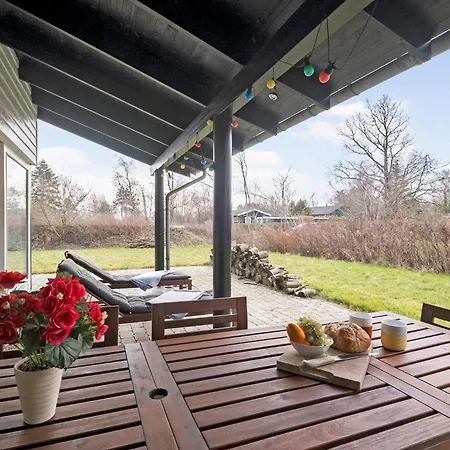 Awesome In With Kitchen Holiday home